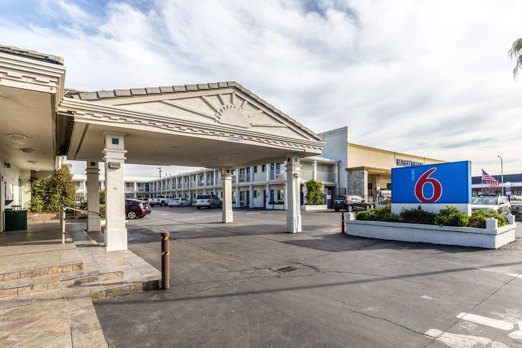 Motel 6 San Rafael Eksteriør bilde