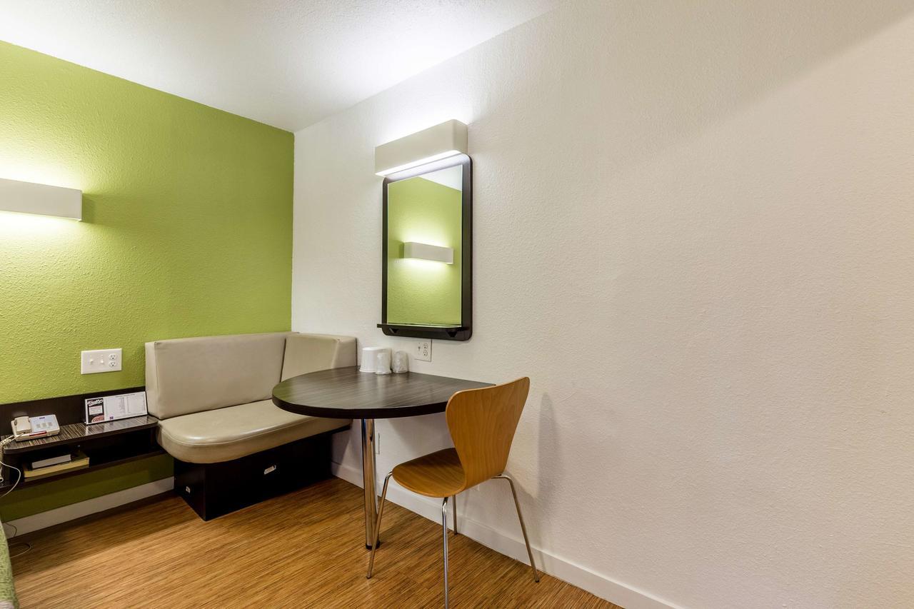 Motel 6 San Rafael Eksteriør bilde